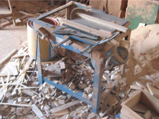 生產(chǎn)設(shè)備